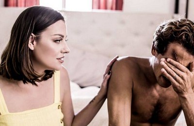 Семейные ссоры превратились в бурное приключение в постели.